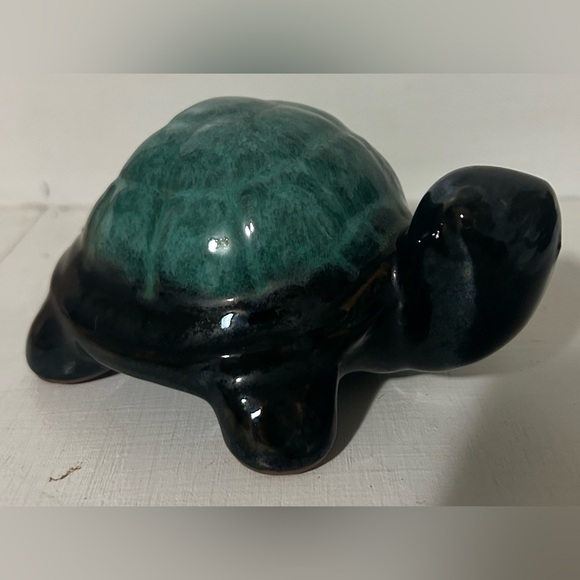Vintage Other - 2/$12–VINTAGE CERAMIC TURTLE GLAZED ORNAMENT